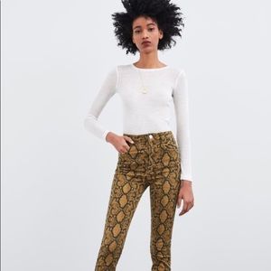 ZARA Animal Snake print skinny jeans